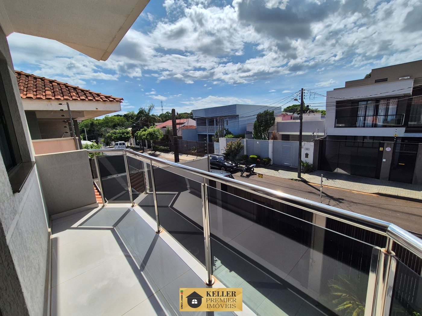 Casa / Sobrado para Venda em Foz do Iguaçu, Don Pedro I, 3 dormitórios, 1 suíte, 3 banheiros, 2 vagas