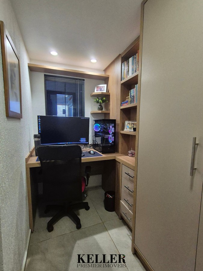 Apartamento para Venda em Foz do Iguaçu, Centro, 3 dormitórios, 1 suíte, 2 banheiros, 1 vaga