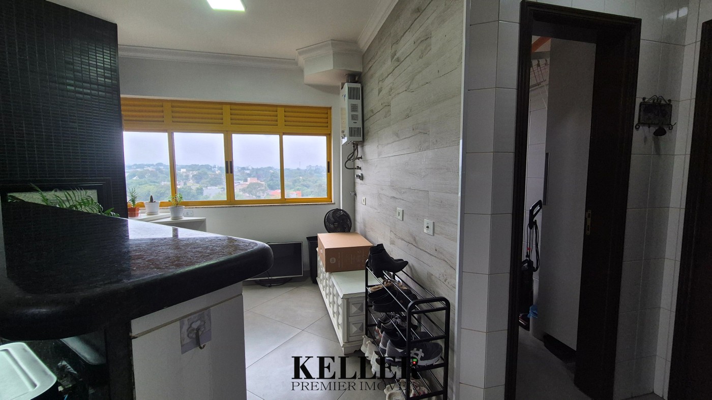 Apartamento para Venda em Foz do Iguaçu, Centro, 3 dormitórios, 1 suíte, 2 banheiros, 1 vaga