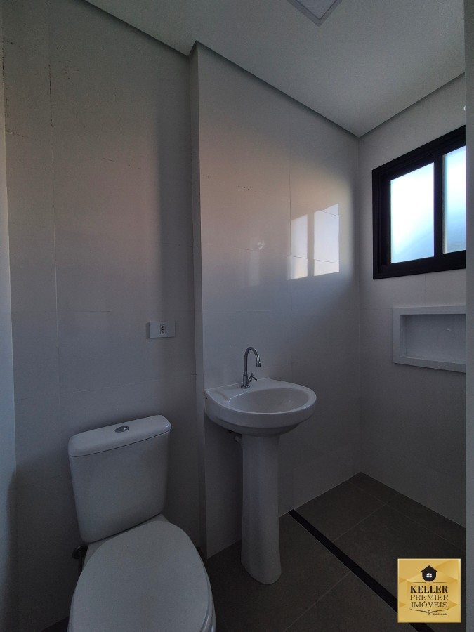 Apartamento para Venda em Foz do Iguaçu, Centro, 3 dormitórios, 3 suítes, 5 banheiros, 2 vagas