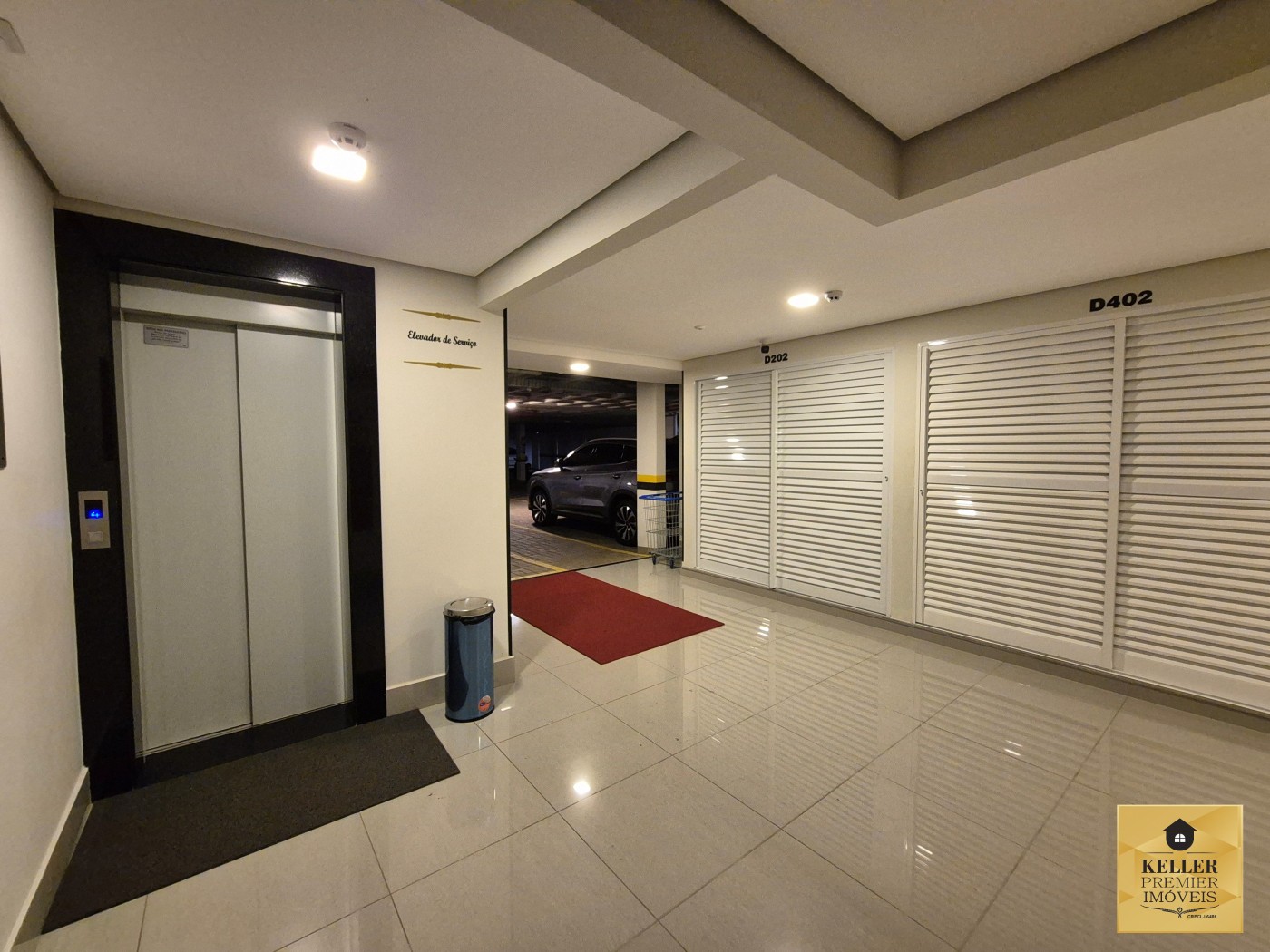 Apartamento para Venda em Foz do Iguaçu, Centro, 3 dormitórios, 3 suítes, 5 banheiros, 2 vagas