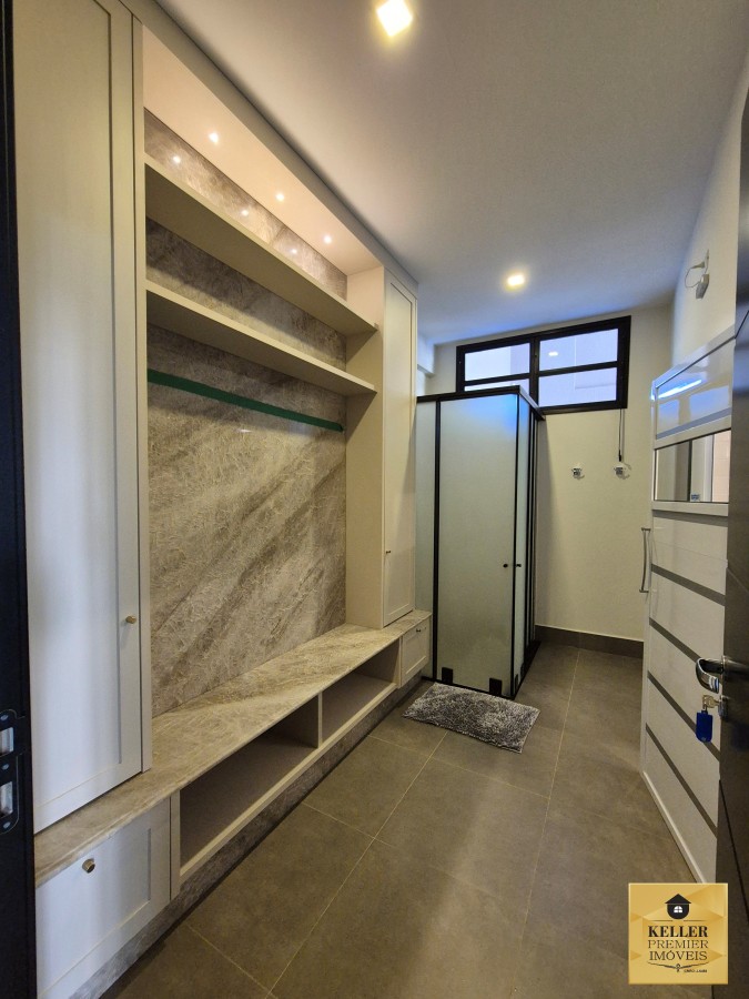 Apartamento para Venda em Foz do Iguaçu, Centro, 3 dormitórios, 3 suítes, 5 banheiros, 2 vagas