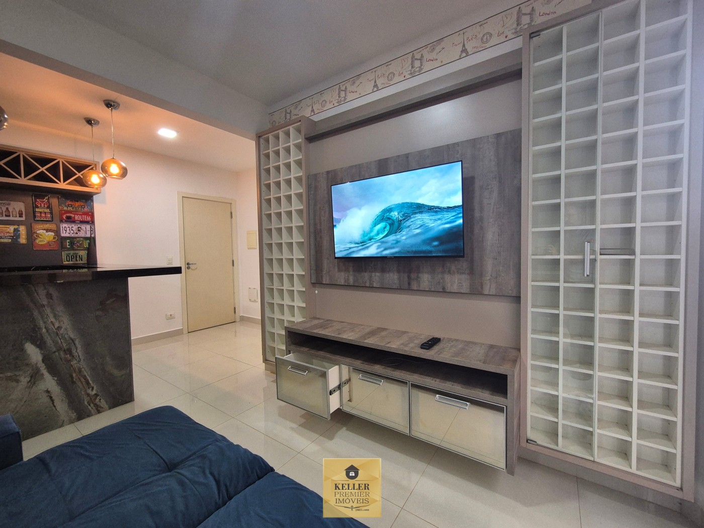 Apartamento para Venda em Foz do Iguaçu, Três Fronteiras, 2 dormitórios, 1 banheiro, 1 vaga