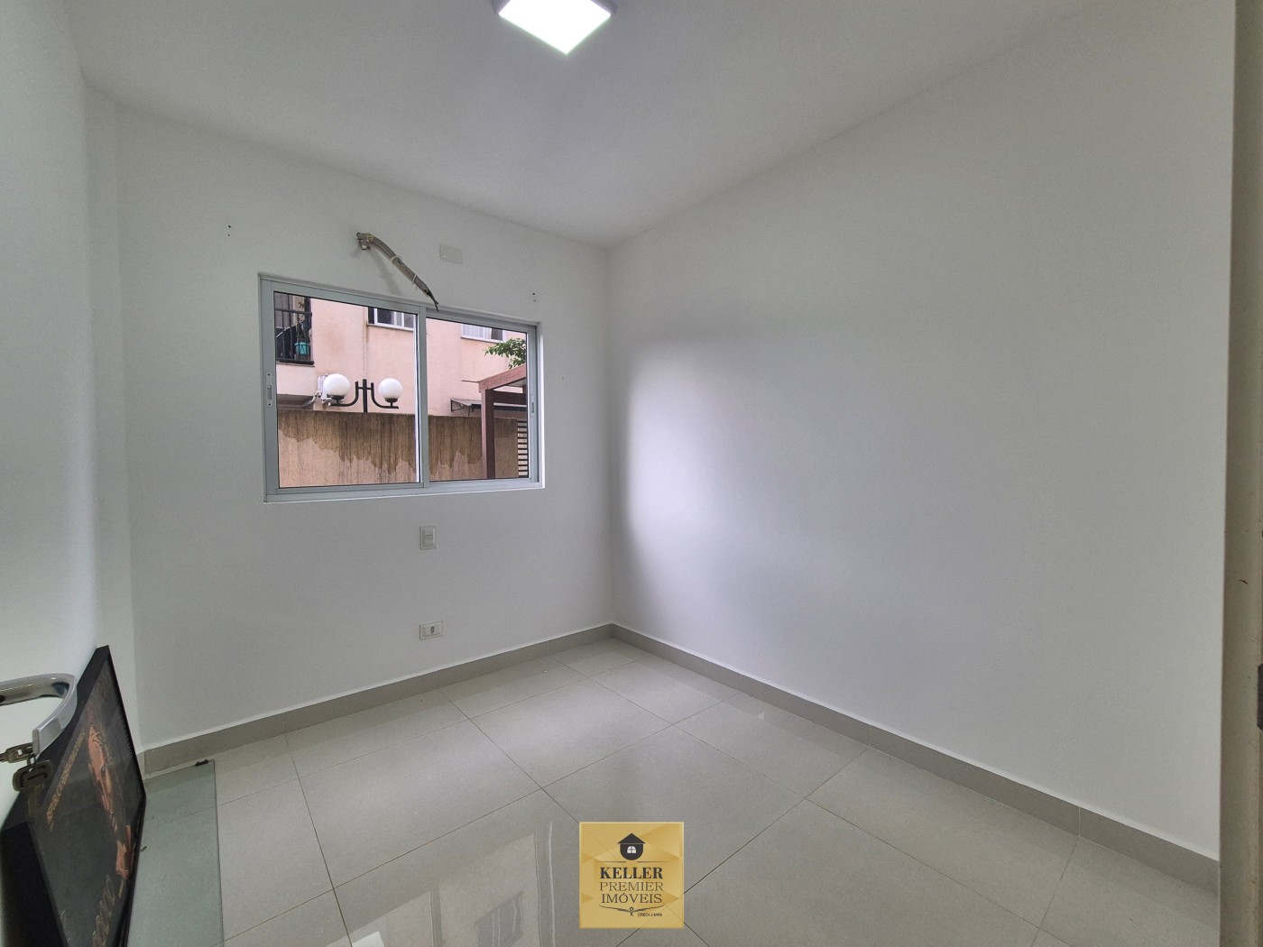 Apartamento para Venda em Foz do Iguaçu, Três Fronteiras, 2 dormitórios, 1 banheiro, 1 vaga