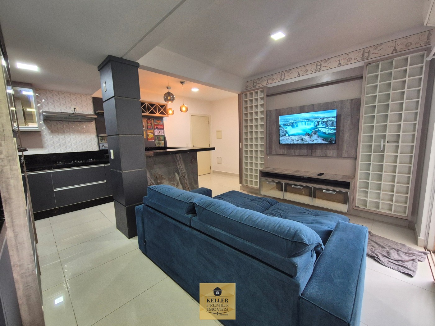 Apartamento para Venda em Foz do Iguaçu, Três Fronteiras, 2 dormitórios, 1 banheiro, 1 vaga