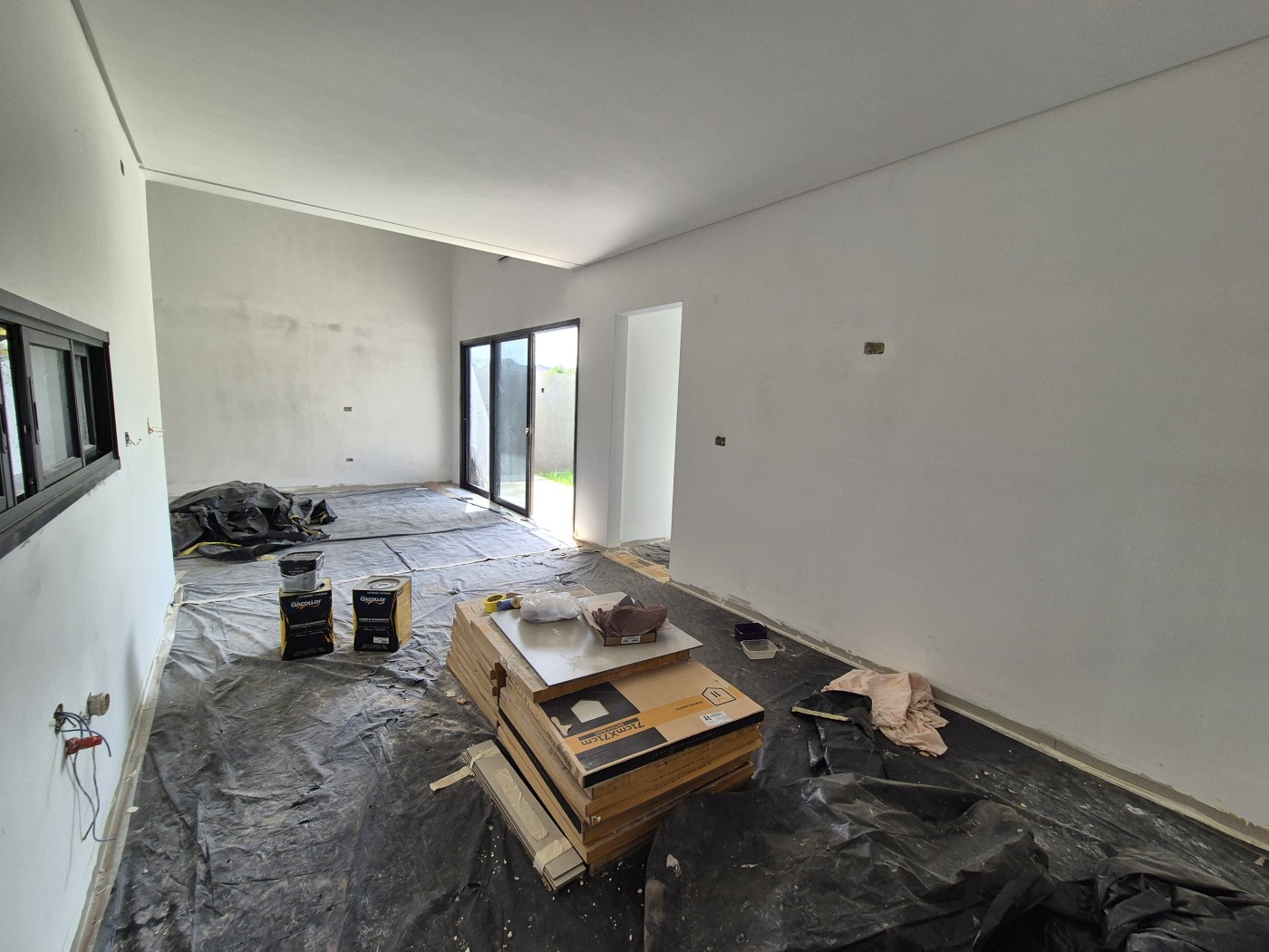 Casa / Sobrado para Venda em Foz do Iguaçu, Vila Carimã, 3 dormitórios, 1 suíte, 2 banheiros, 2 vagas