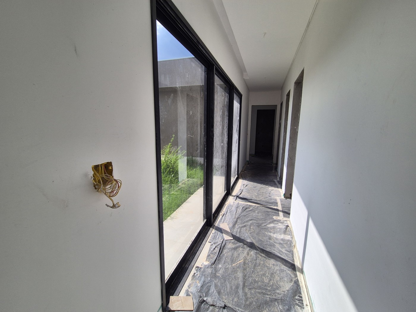 Casa / Sobrado para Venda em Foz do Iguaçu, Vila Carimã, 3 dormitórios, 1 suíte, 2 banheiros, 2 vagas