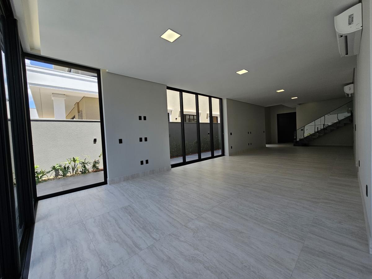 Sobrado à venda com 4 quartos, 320m² - Foto 9