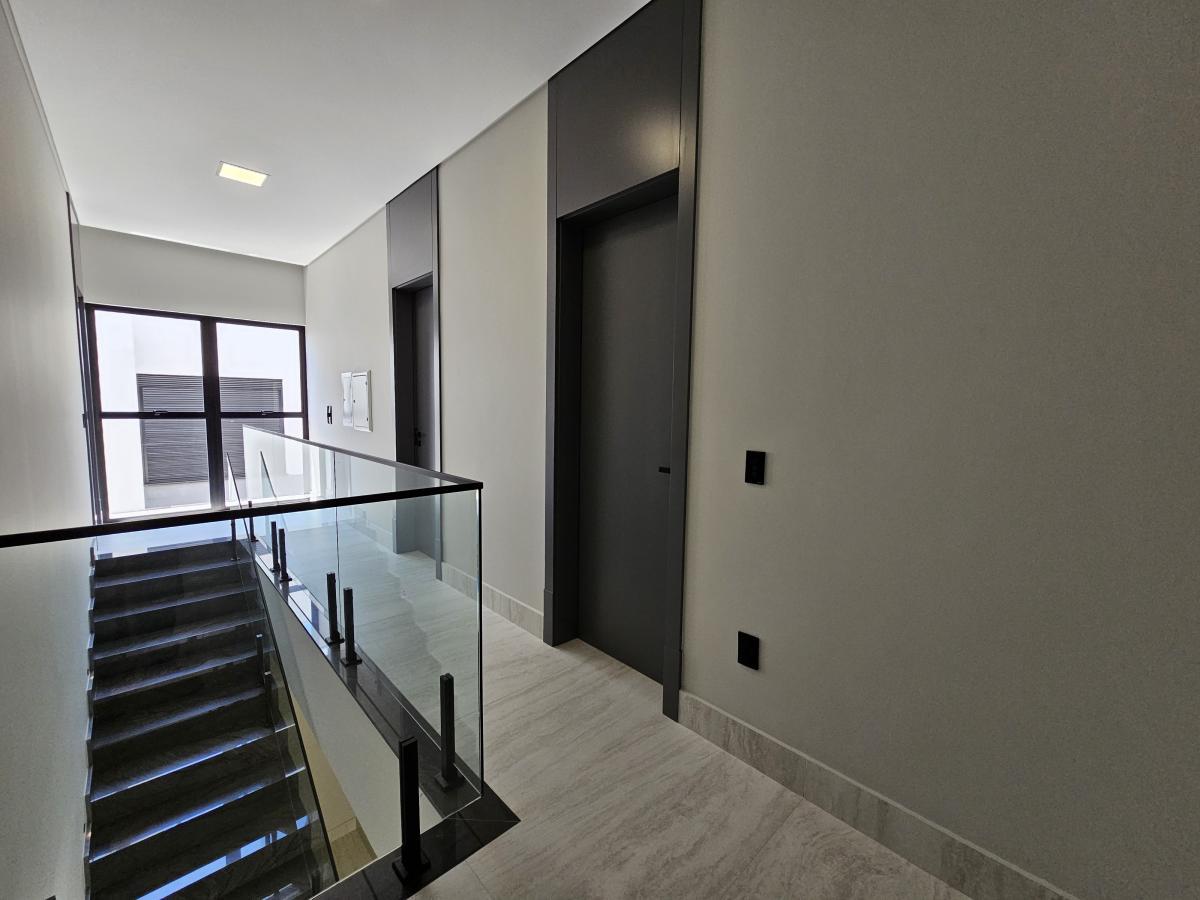 Sobrado à venda com 4 quartos, 320m² - Foto 18
